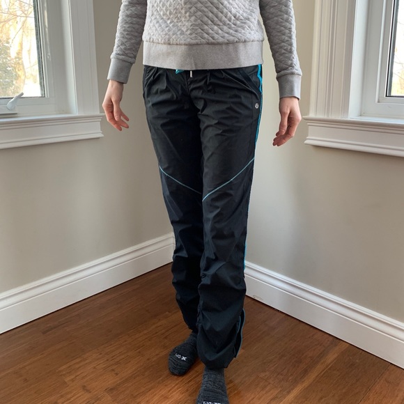 SOLD - Retro lulu cold weather running pants - Picture 2 of 9